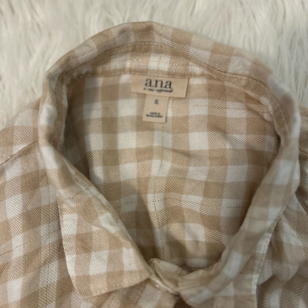 a.n.a Men's Beige and White Plaid Shirt for women